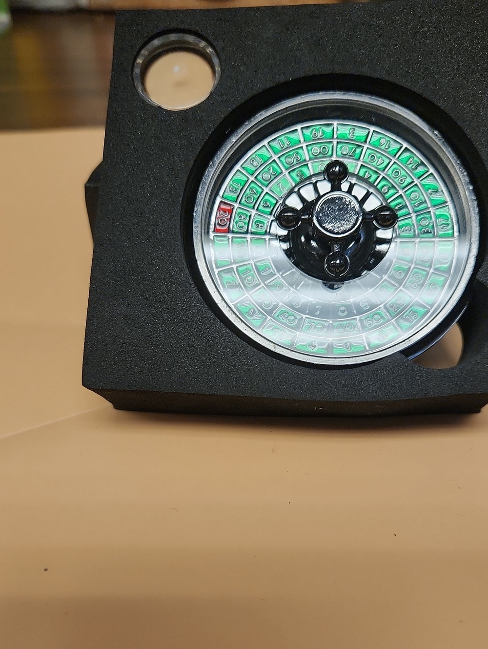 UNBEATEN Spinning Metal Roulette